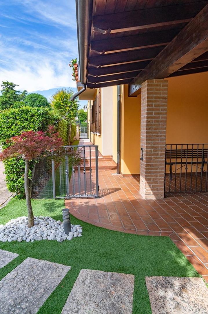 La Vecchia Tramvia Hotel Castiglione Delle Stiviere Exterior foto